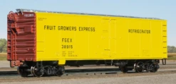 ScaleTrains Kit Classics 1253 40' Steel Reefer Fruit Growers Express FGEX 39224